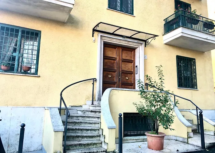 Gemini Guest house 4*